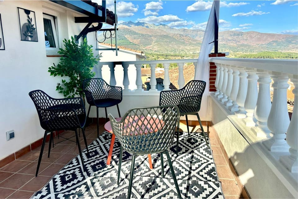 Patio, Day, Natural landscape, View (from property/room), Balcony/Terrace, Balcony/Terrace, Mountain view
