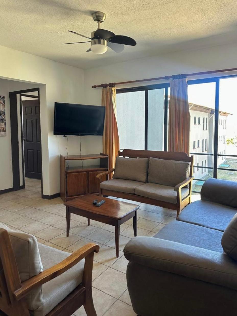 Apto Residencia Chorotega 5min aeropuerto Apartment in Guanacaste Province