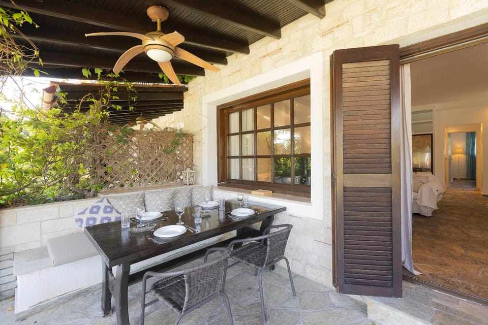 Vanilla Kriopigi by Luxlikehome House in Halkidiki