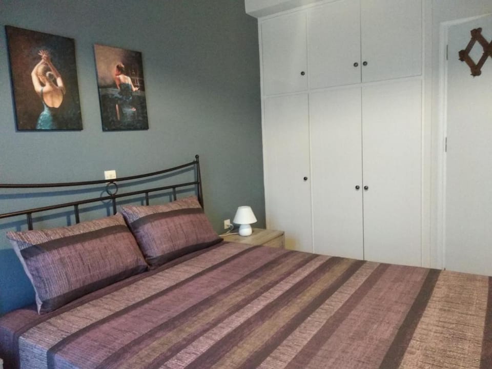 Bed, Bedroom, wardrobe