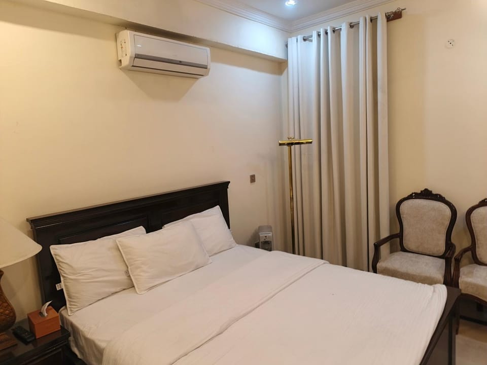 The Aristocrat Residency Bed and Breakfast in Islamabad Capital Territory