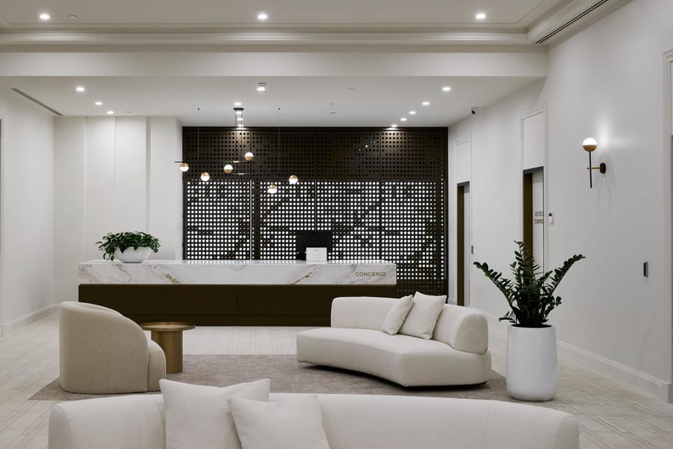 Coast Luxury 2BR Apt CBD, Pool, Gym, Sauna Apartment in Melbourne