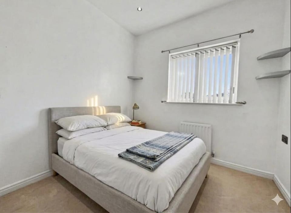 Golf Let House in Southport