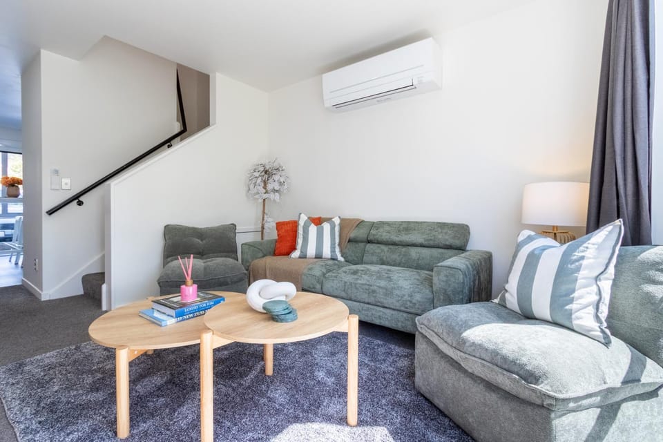 Living room, Seating area, kitchen, air conditioner
