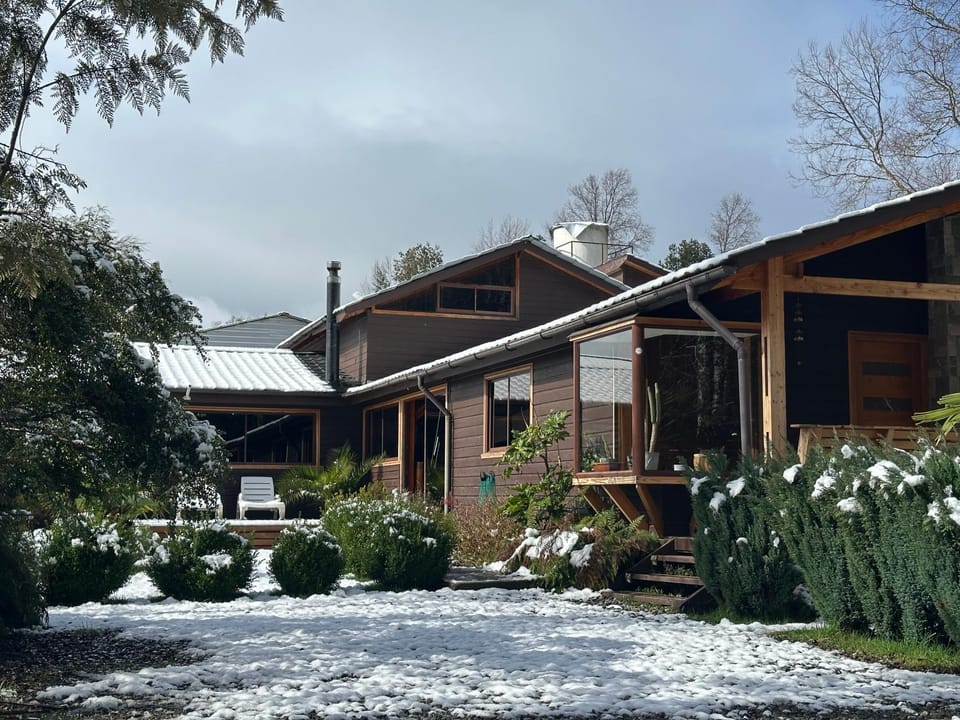 Casa a 6km de Licanray House in Los Ríos, Chile