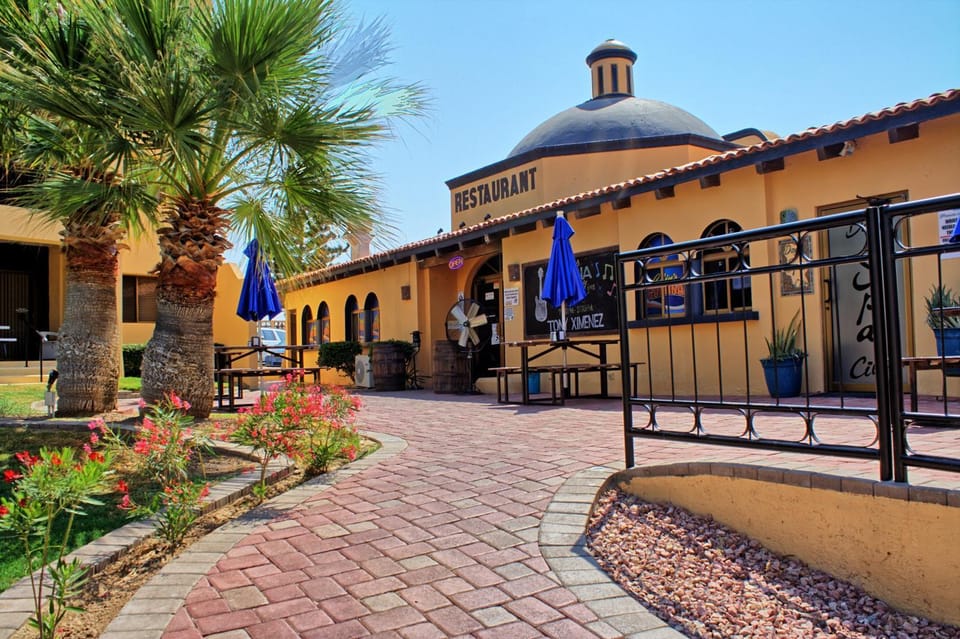 Restaurant/places to eat