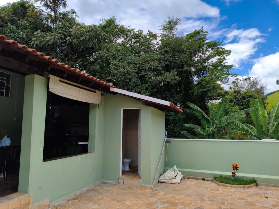 Chácara Angola House in State of São Paulo