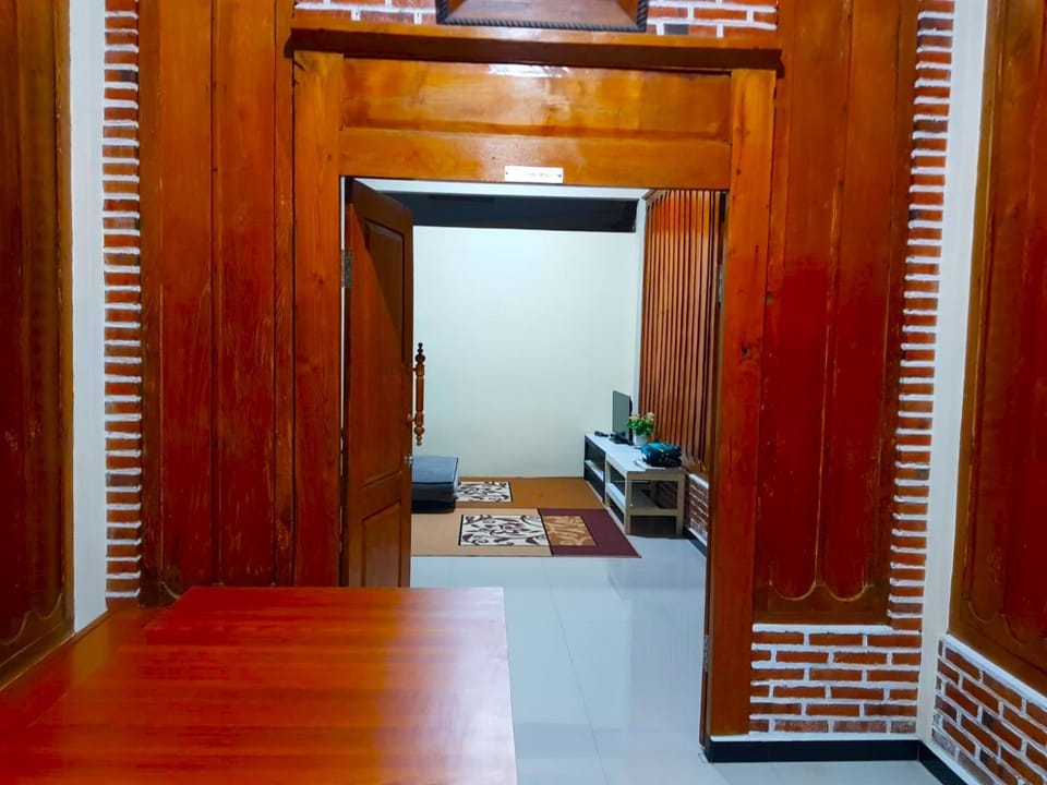 Villa Strawberry Annisa Batu Malang Villa in Batu