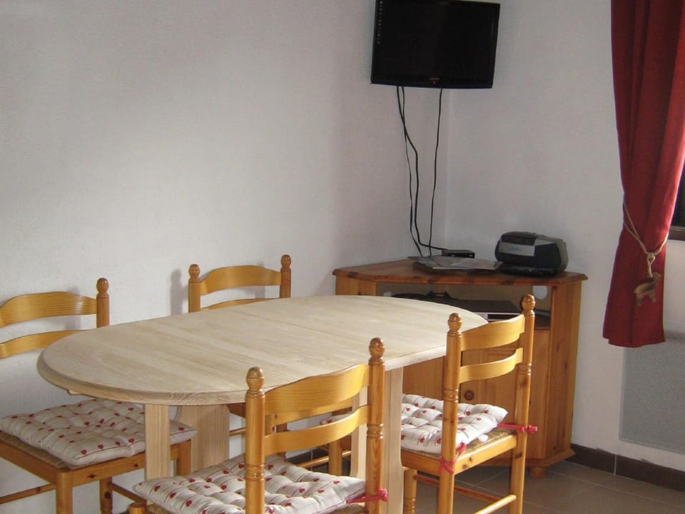 Studio cosy pour 4 personnes avec parking à Châtel - FR-1-676-162 Apartment in Châtel