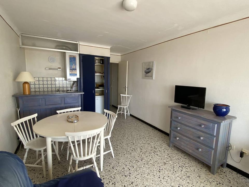 Appartement vue mer - 4 pers. - FR-1-696-139 Apartment in Canet-en-Roussillon