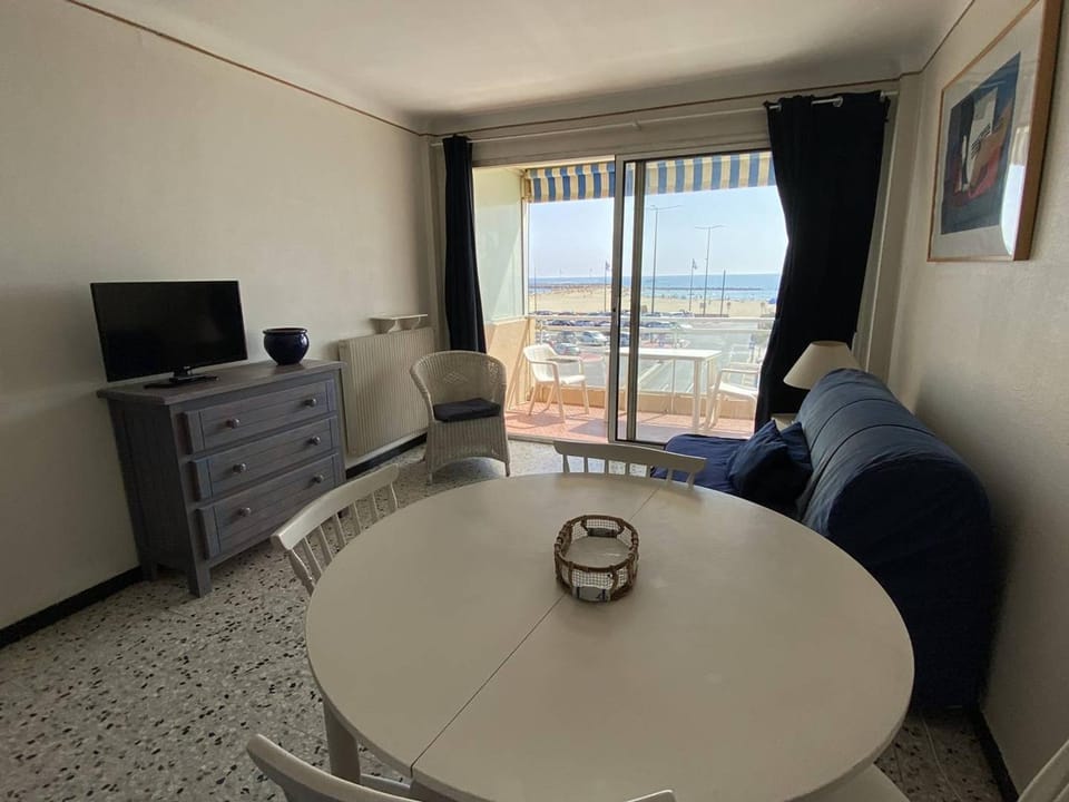 Appartement vue mer - 4 pers. - FR-1-696-139 Apartment in Canet-en-Roussillon