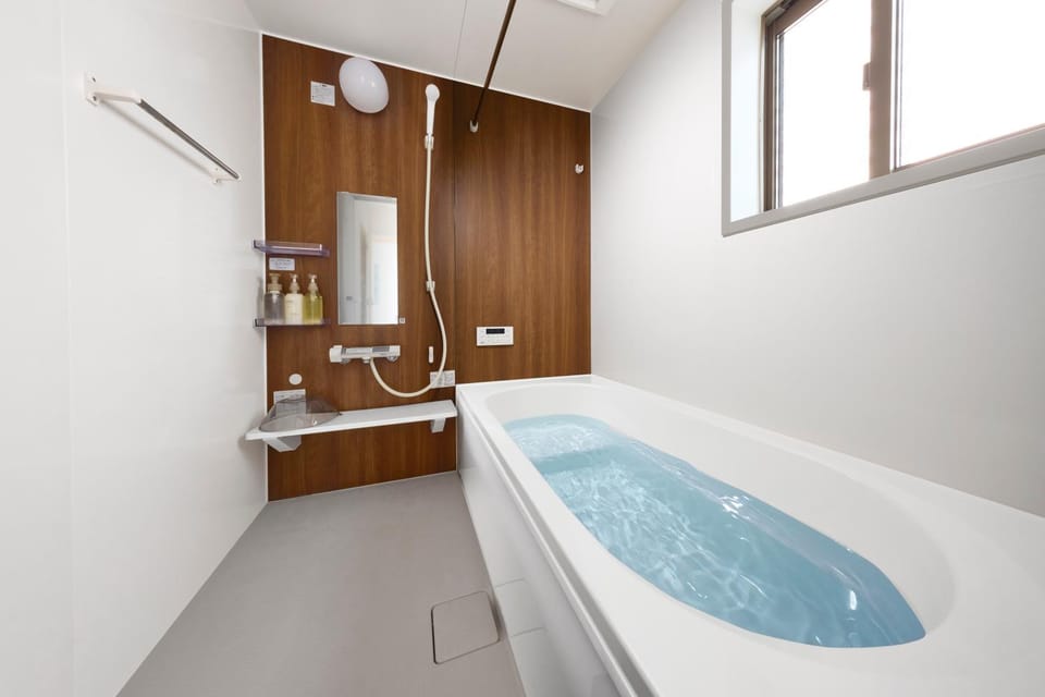 Bathroom, Bath