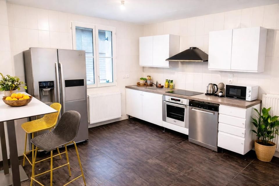 Villa avec piscine proche de Disneyland Villa in Magny-le-Hongre