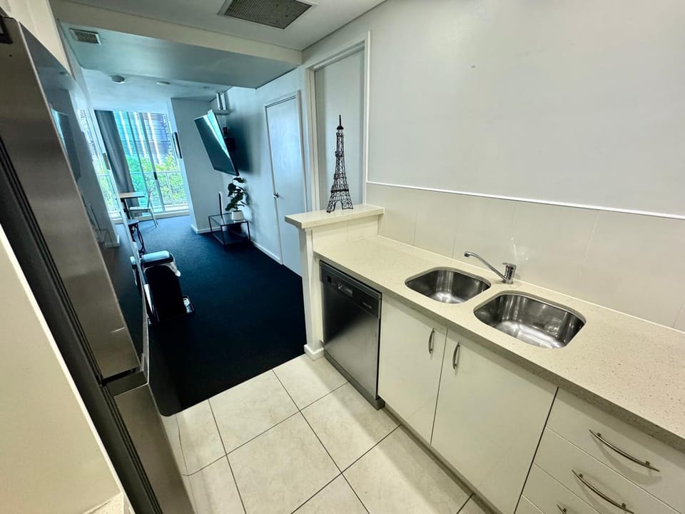 Kitchen or kitchenette, City view, Street view, dishwasher, microwave, oven, stove, kitchen, air conditioner, air conditioner