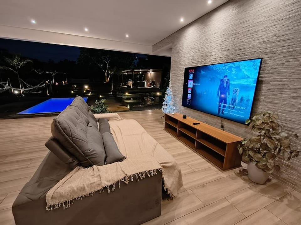 Casa Comandada por voz House in State of Minas Gerais, Brazil