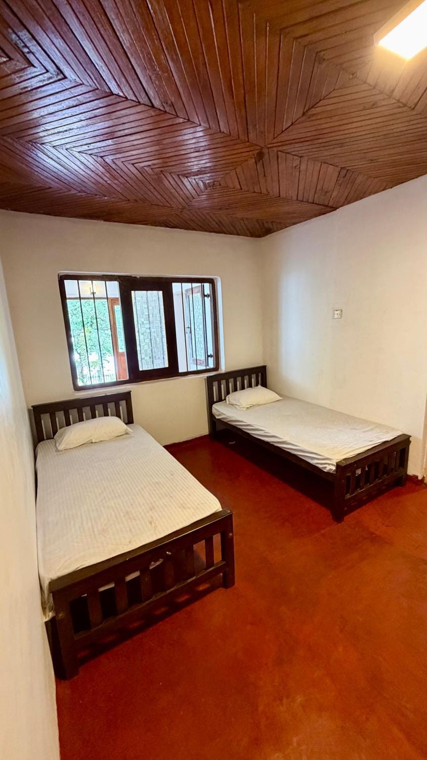 Alex s Cottage House in Gangawatakorale