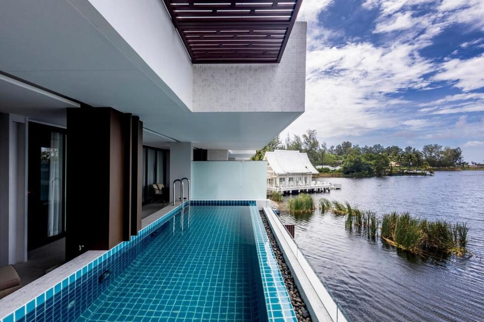 2BR Luxury Angsana Oceanview Residences Apartment in Choeng Thale