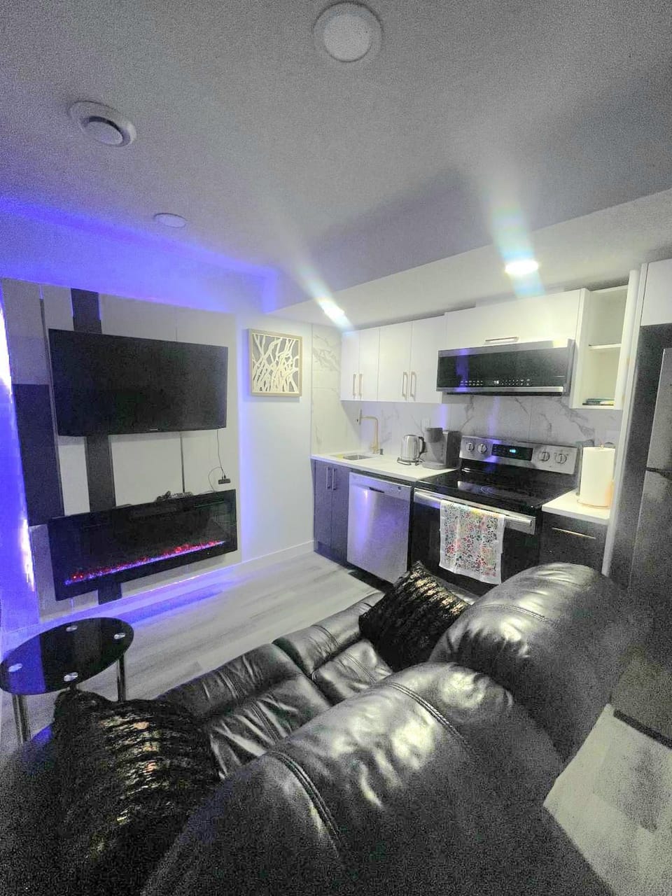 Coffee/tea facilities, Living room, internet, kitchen
