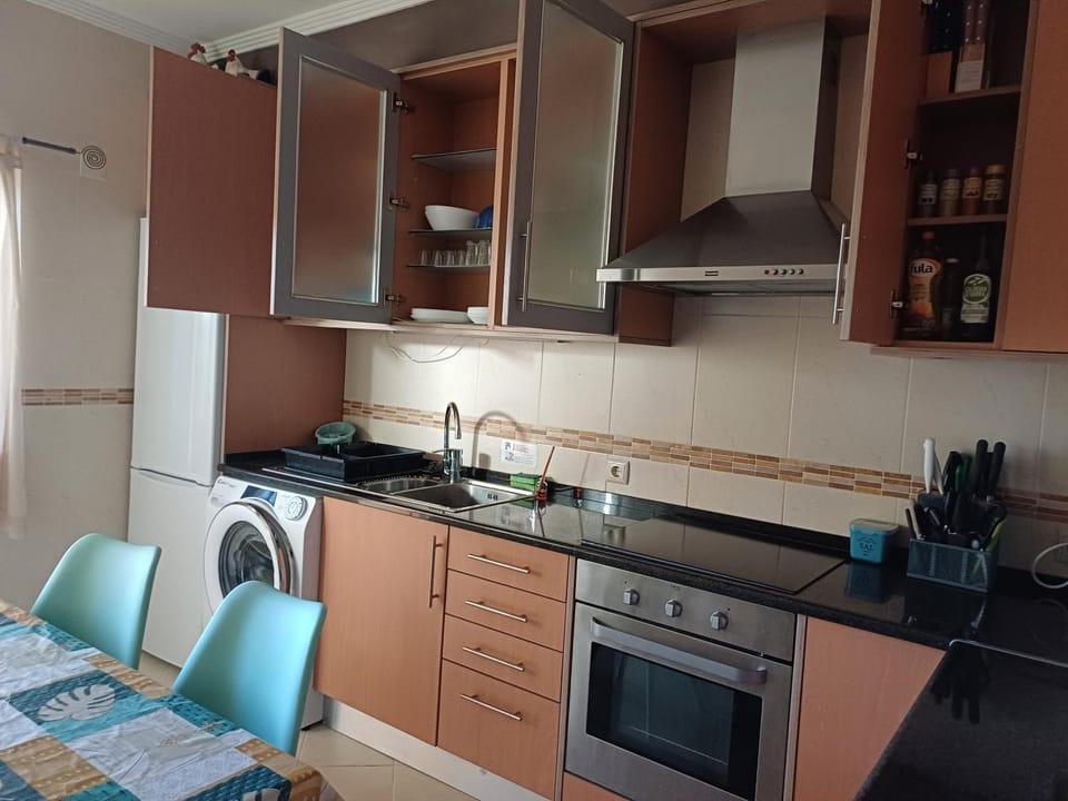 Q2 Twin room Sofia's Happy Apartment Loulé Quarteira Almancil Vacation rental in Loulé