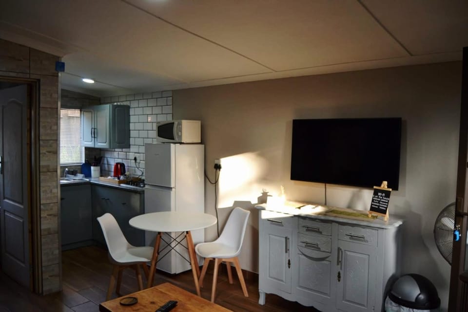 22 Symmonds Studio Apartment in KwaZulu-Natal
