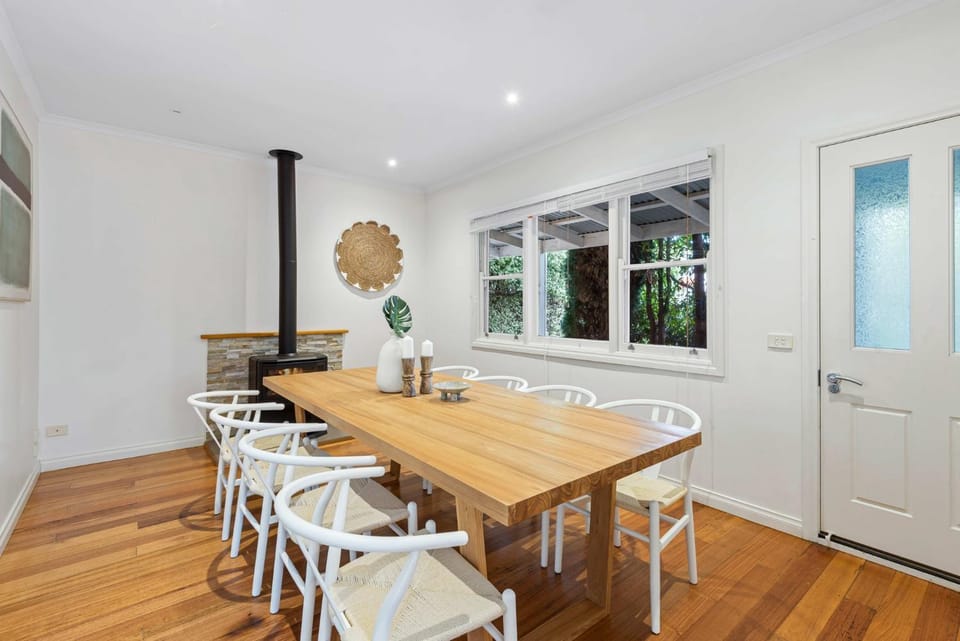 Lush 3-Bed House near the Beach House in Rosebud