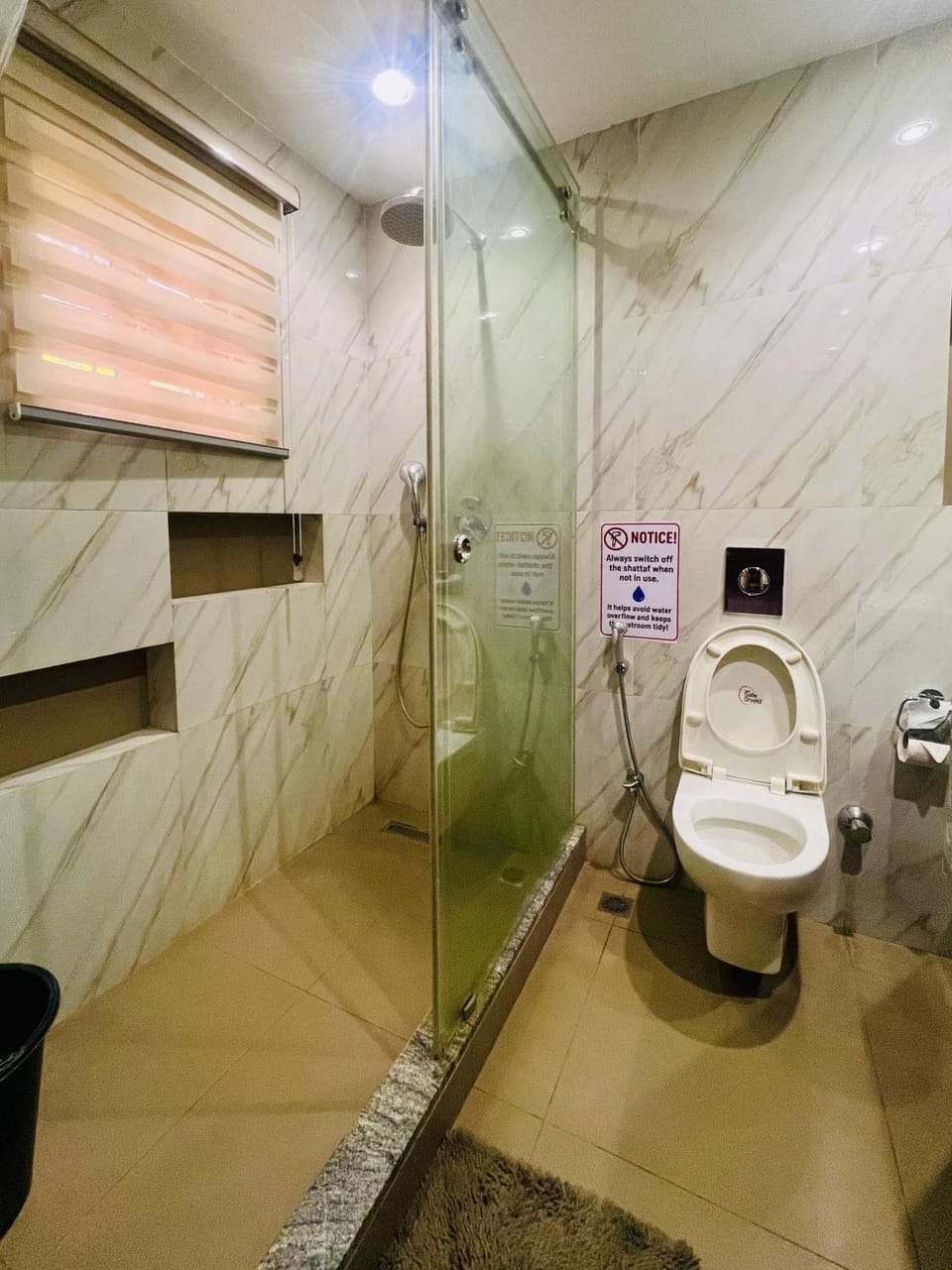 Shower, Toilet, Bathroom, heating