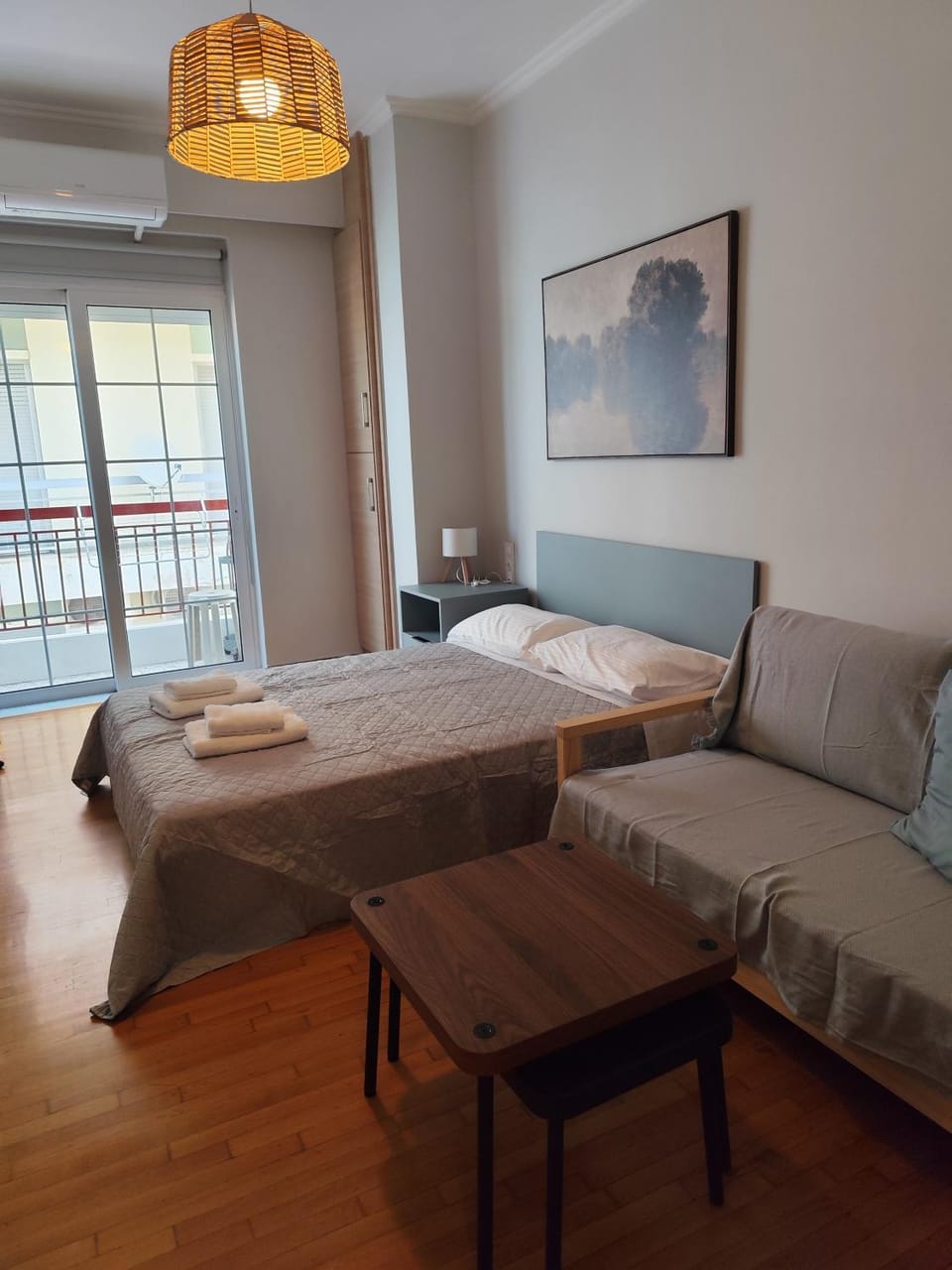 Parastaseis One Bedrooom Flat Georges Square Apartment in Peloponnese, Western Greece and the Ionian