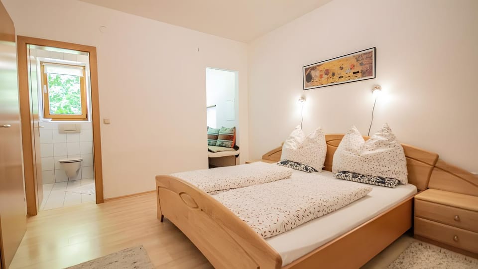 Living room, Bedroom