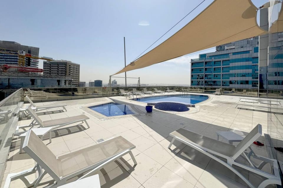 Elegant 1BR Apartment Spirit Tower DSC Apartment in Dubai