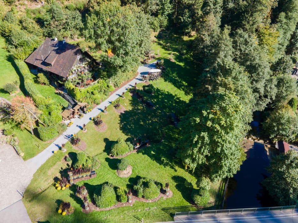 Schwarzwaldhaus Wolftal – Historisches Jagdanwesen, Park und Wildbach im Schwarzwald House in Ortenau