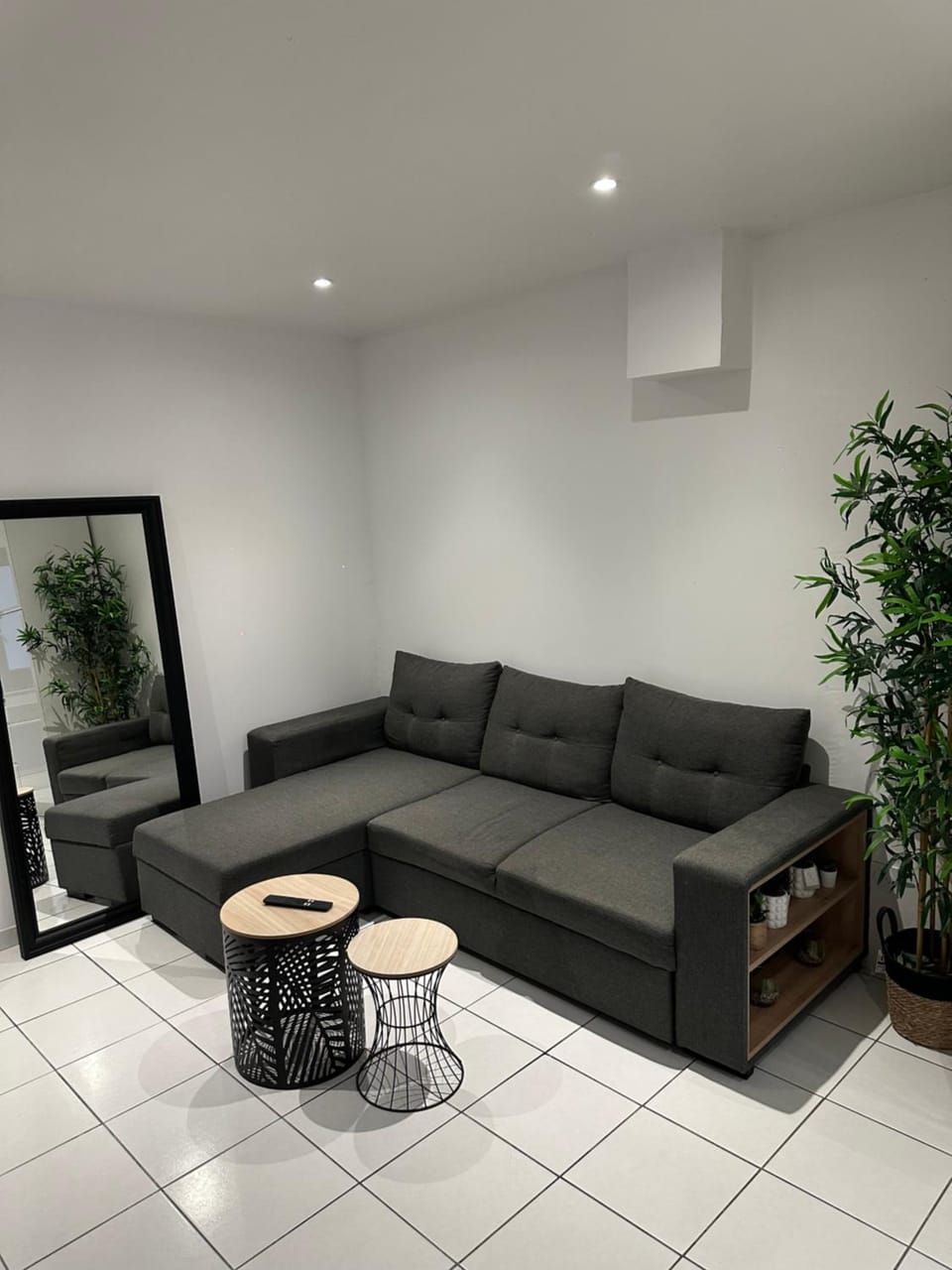 Logement cosy avec balcon Apartment in Auvergne-Rhône-Alpes