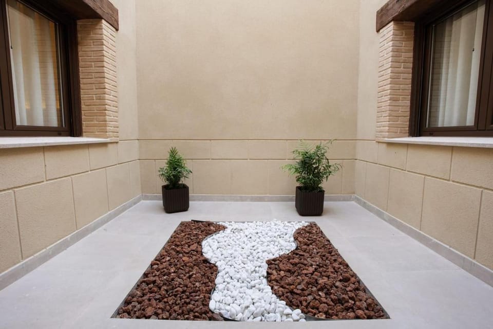 Inner courtyard view