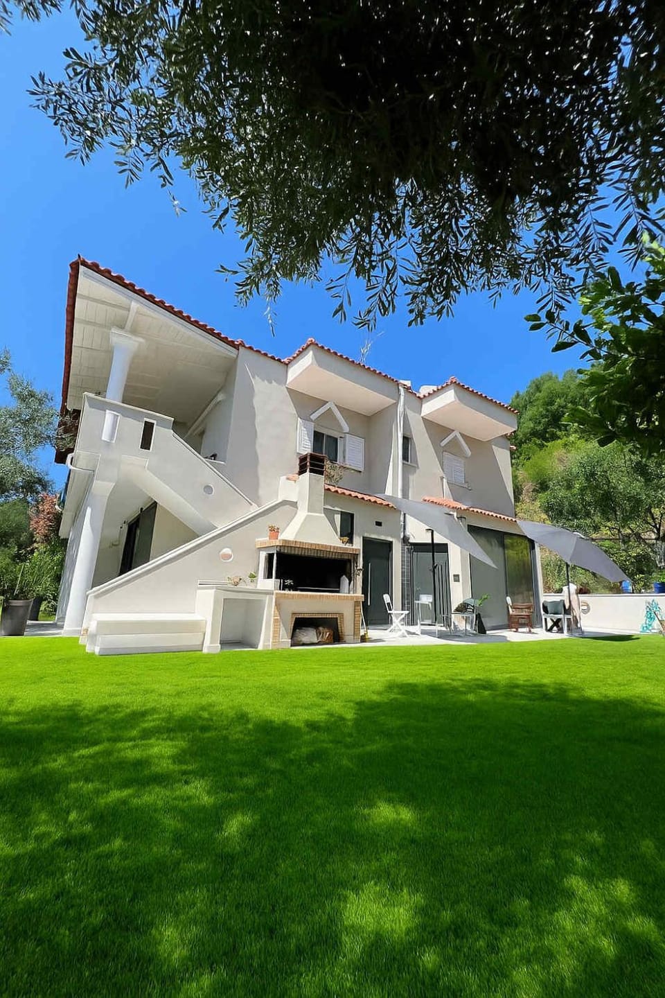 Property building, Natural landscape, Garden, Garden view