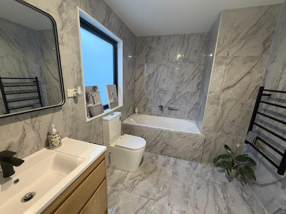 Bathroom, Bath