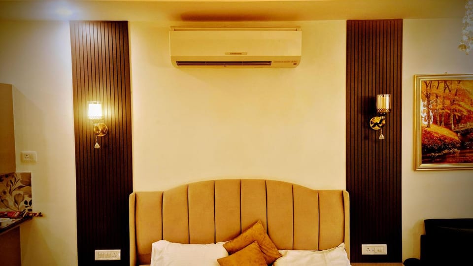 Bedroom, air conditioner