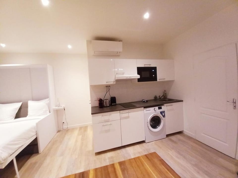 Top Studio- SV73- center of Vincennes Apartment in Vincennes