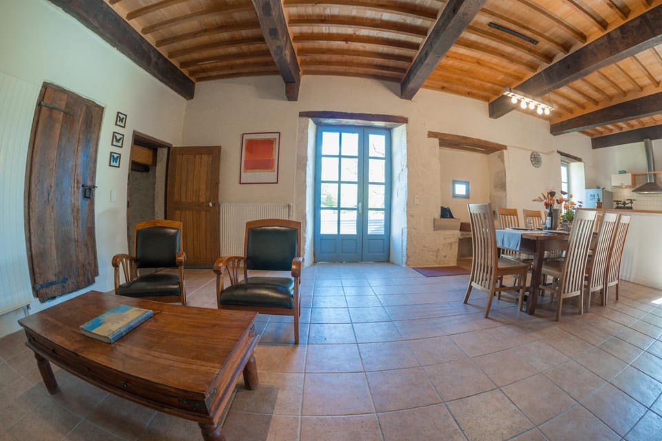 Gite du Causse House in Occitanie