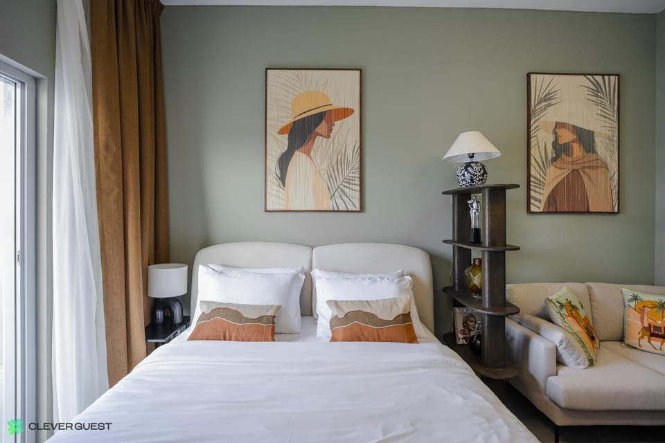 Clever Guest 033 Bella Rose Apartment in Dubai