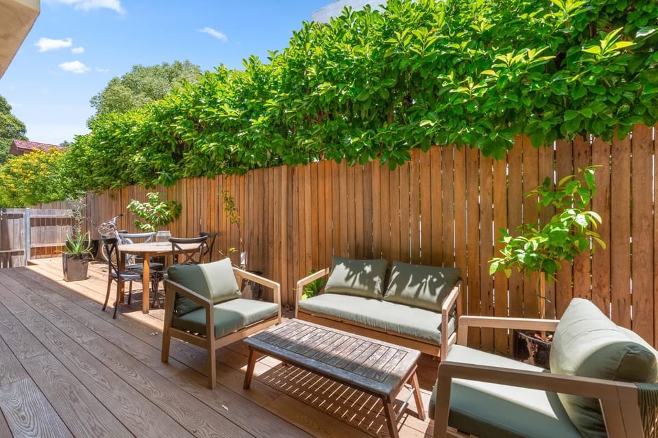 Spacious Stay Near Shops & Cafes in Marrickville Apartment in Marrickville