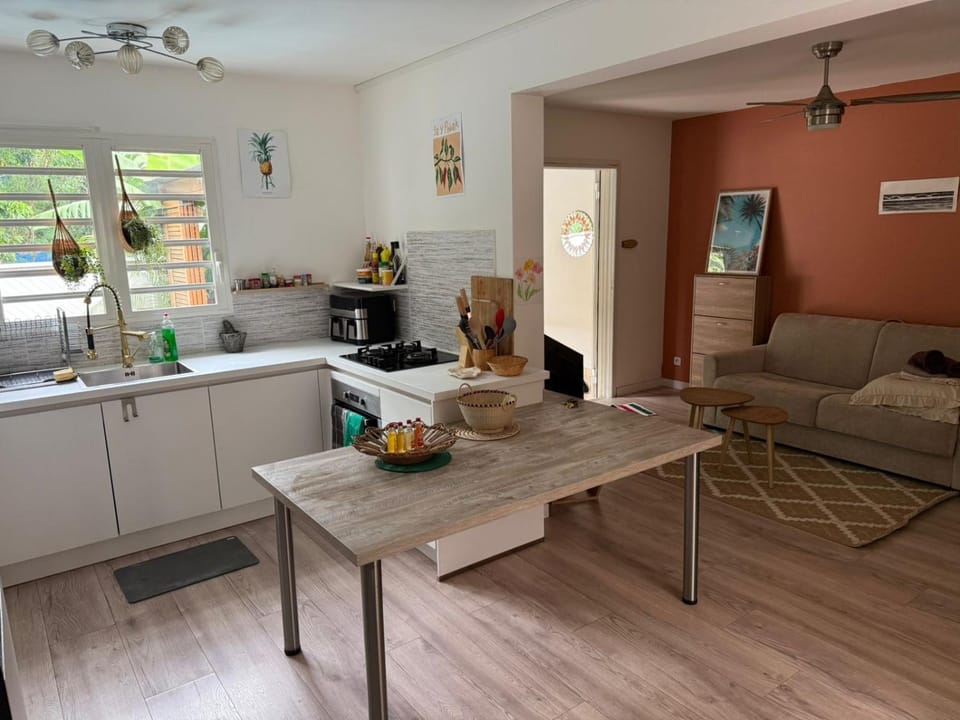Living room, kitchen
