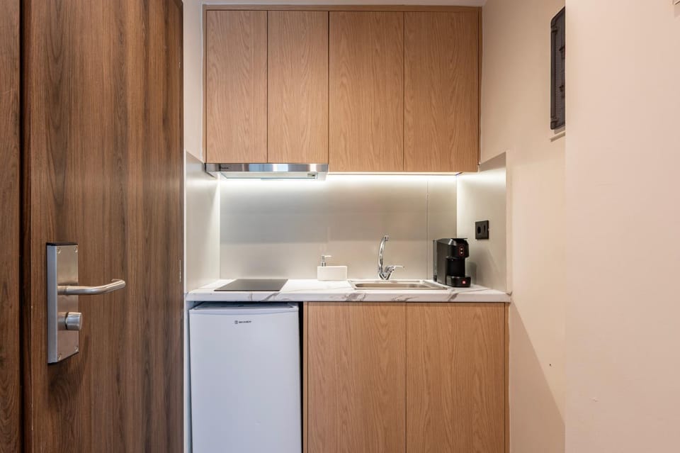Duka Suites - Near Port, Beaches Apartment in Kos