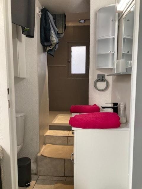 Studio dans le centre ville, proche des Halles Apartment in Avignon