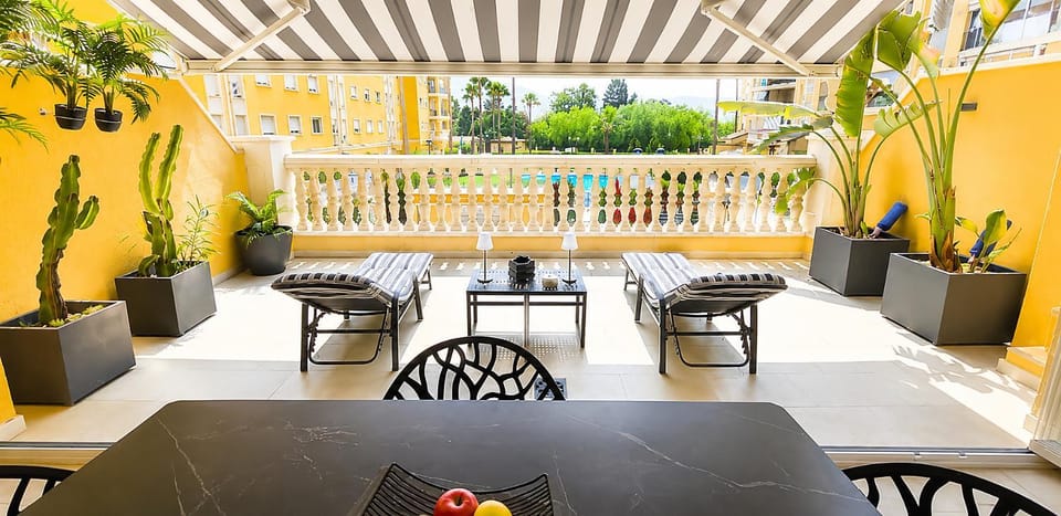 Balcony/Terrace, Garden view, Pool view