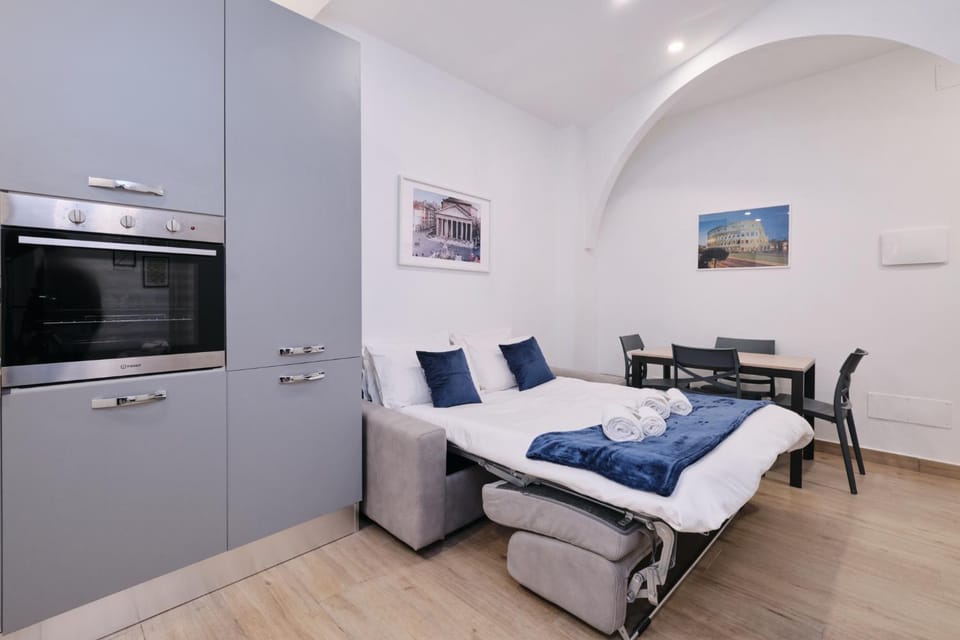 TV and multimedia, Kitchen or kitchenette, Living room, Seating area, Dining area, towels