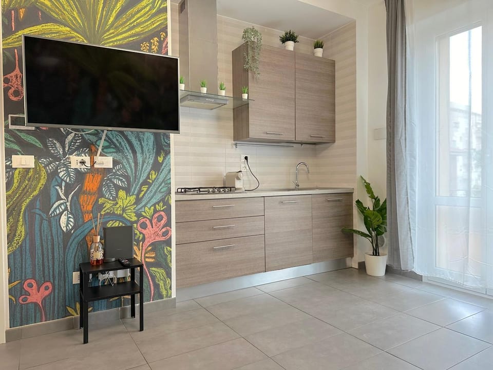 TV and multimedia, Kitchen or kitchenette