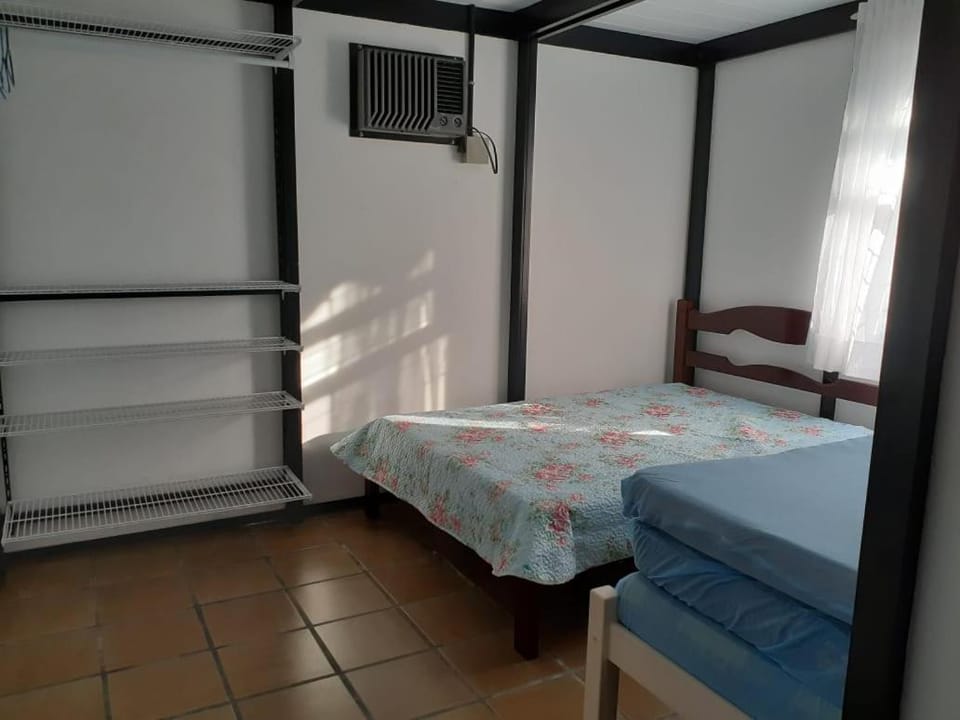 casa praia porto novo 3 dormitórios piscina capucho House in Caraguatatuba