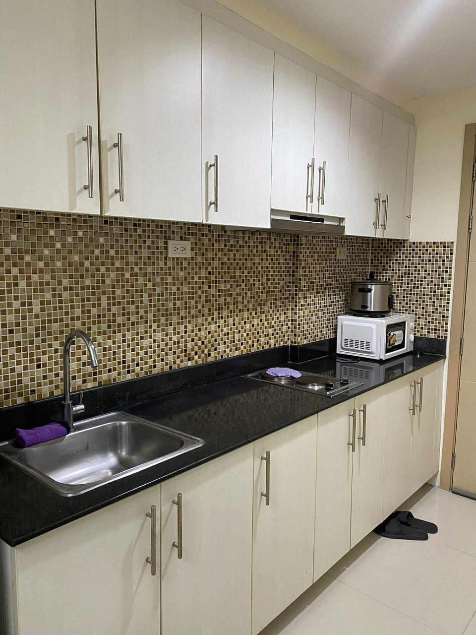 M&J Staycation Apartment hotel in Pasay