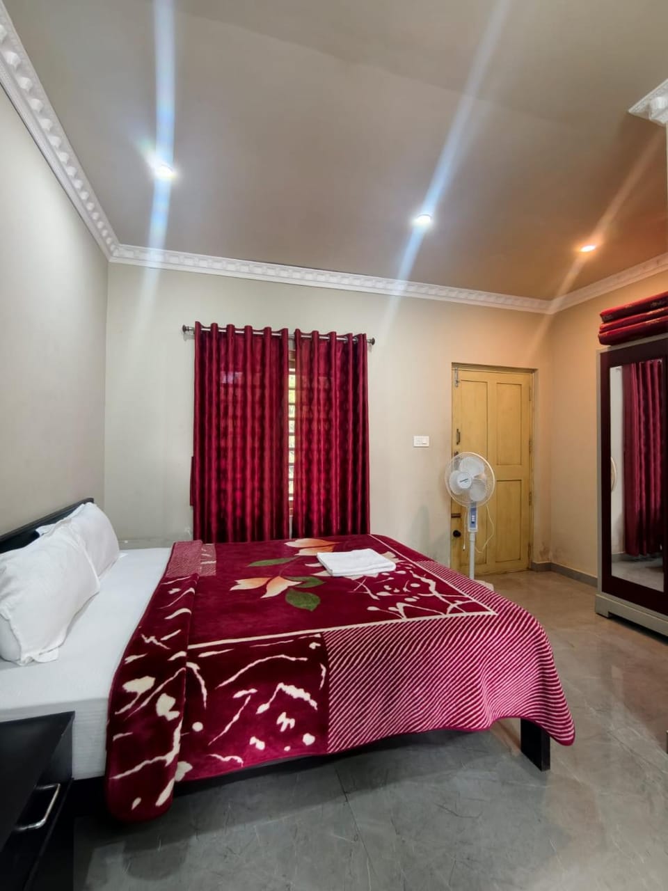 Bed, Bedroom