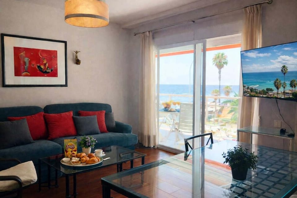 Living room, Lounge or bar