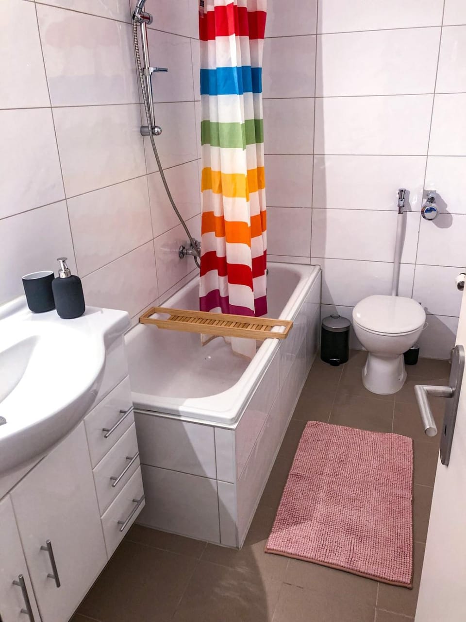 City flat, near main station & shopping Apartment in Essen